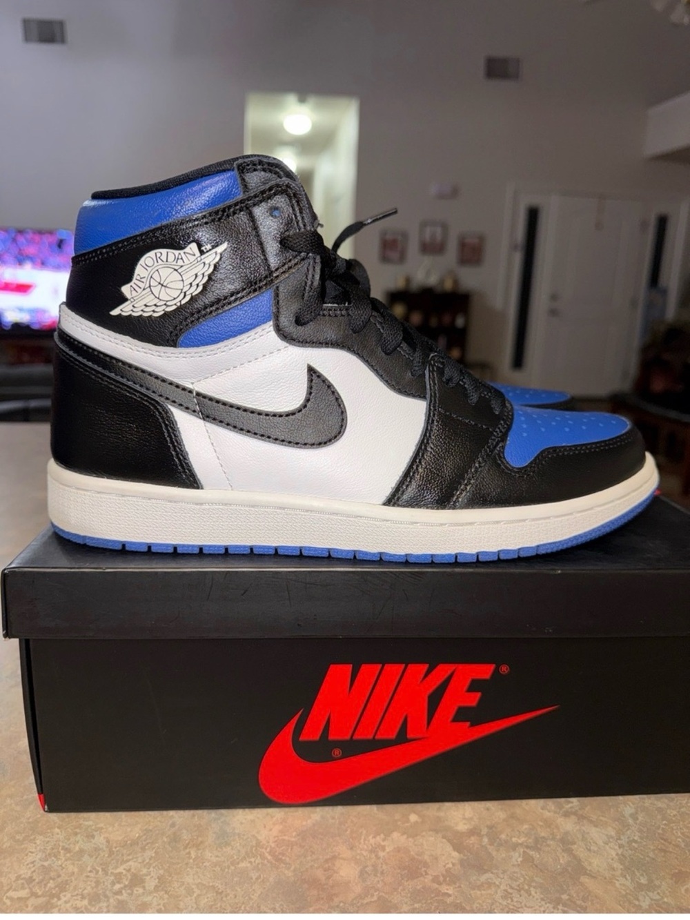 Nike Air Jordan 1 High OG Royal